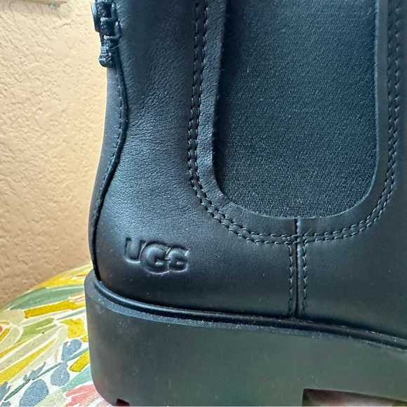 Ugg Women's Markstrum Ankle Boot - Picture 3 of 7